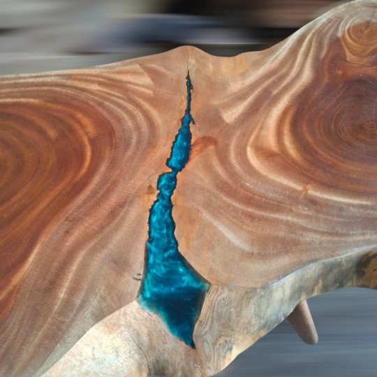 RIVER COFFEE TABLE