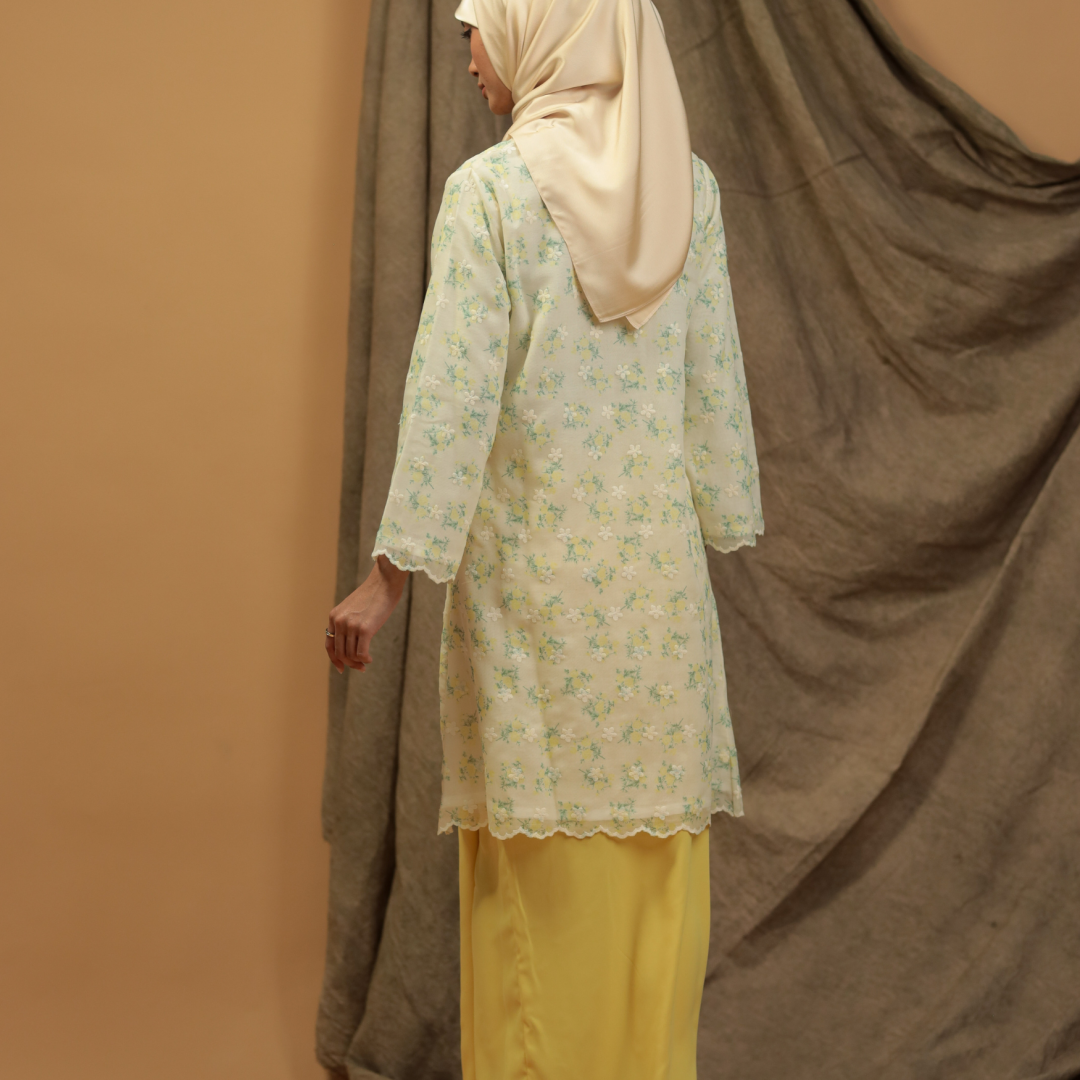 Kurung Senyum Seroja (Yellow) - Image 3
