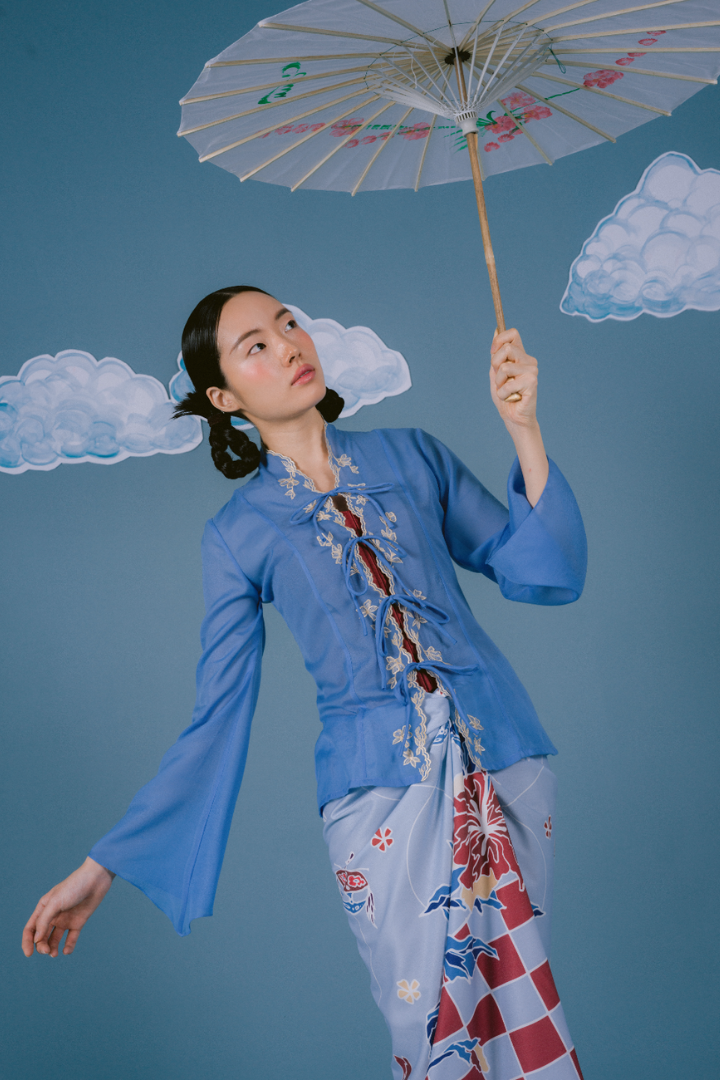 CINTA KEBAYA TOP IN BLUE