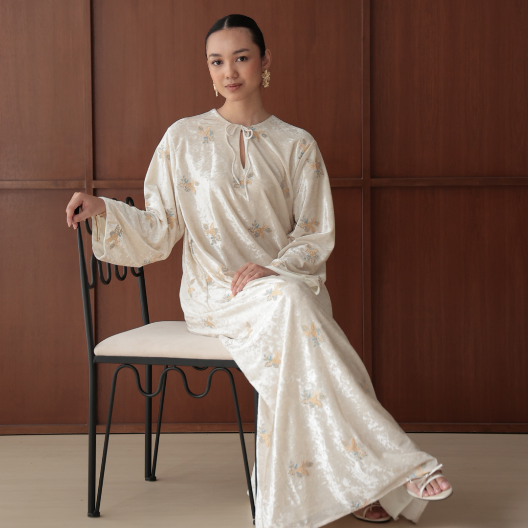 Rona Dewi Velvet Dress (Cream White) - Image 2