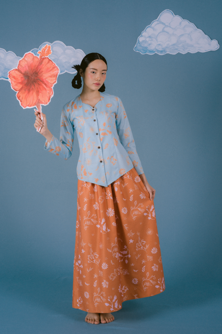 TENANG KEBAYA TOP IN BLUE ORANGE
