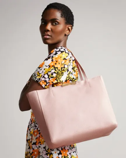 Clarkia Soft Grain Faceted Bar Shopper - Lt Pink