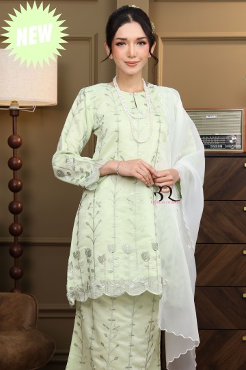 KURUNG PAHANG MAHARANI - SOFT GREEN