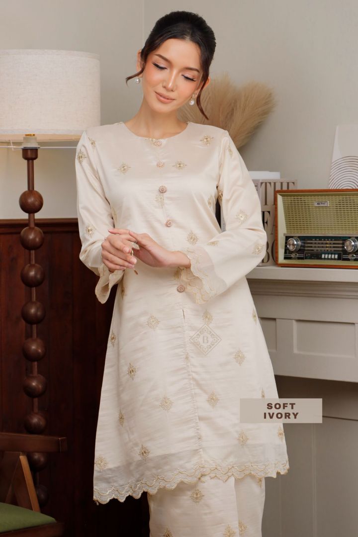 AURELIE SOFT IVORY