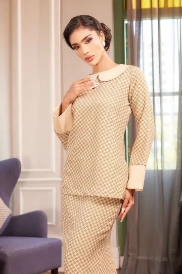 Mariya Kurung