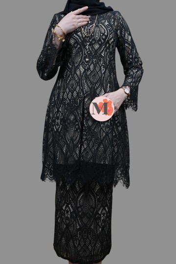 RATU (VÉRA) KEBAYA MODERN LACE BLACK WHITE