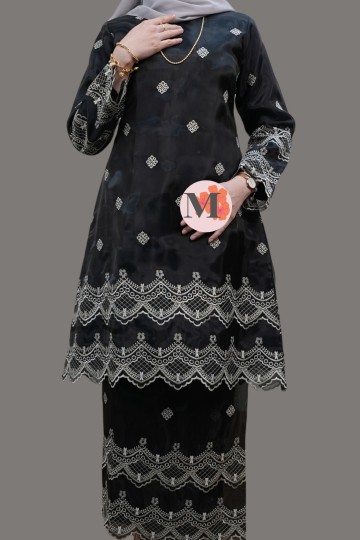 MAYA LUXE ORGANZA KURUNG RIAU BLACK