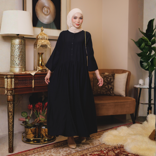 NURRAA BLACK