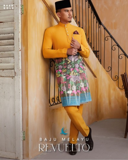 Baju Melayu Revuelto in Gold