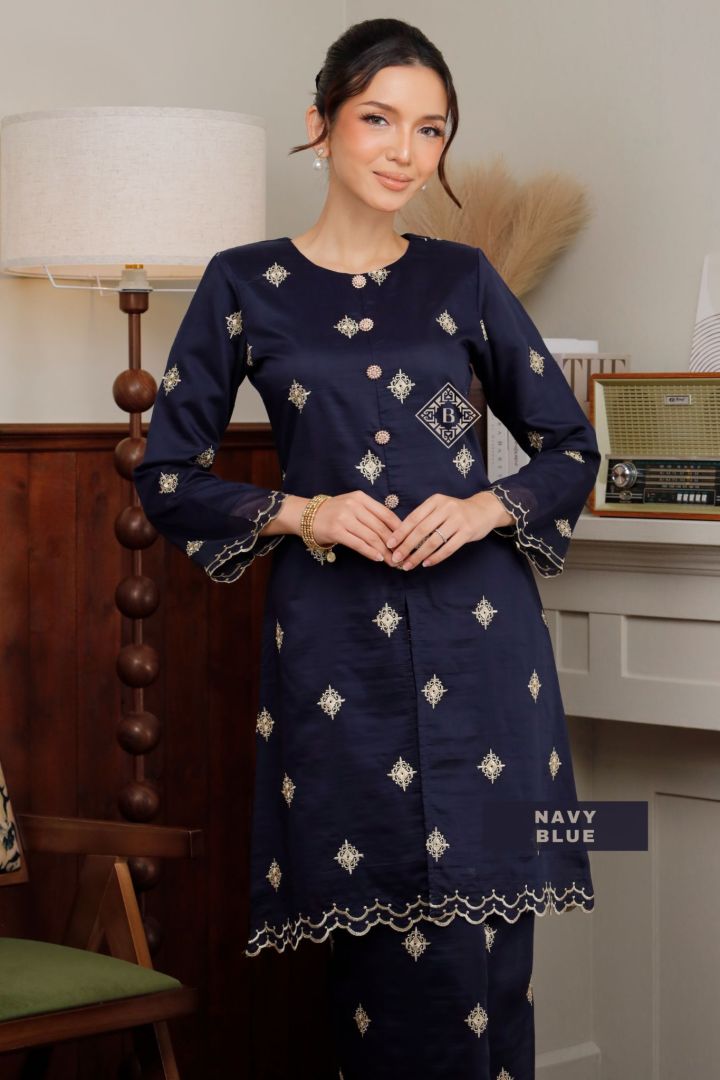 AURELIE NAVY BLUE