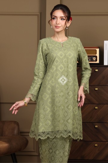 VIVIENNE MATCHA GREEN