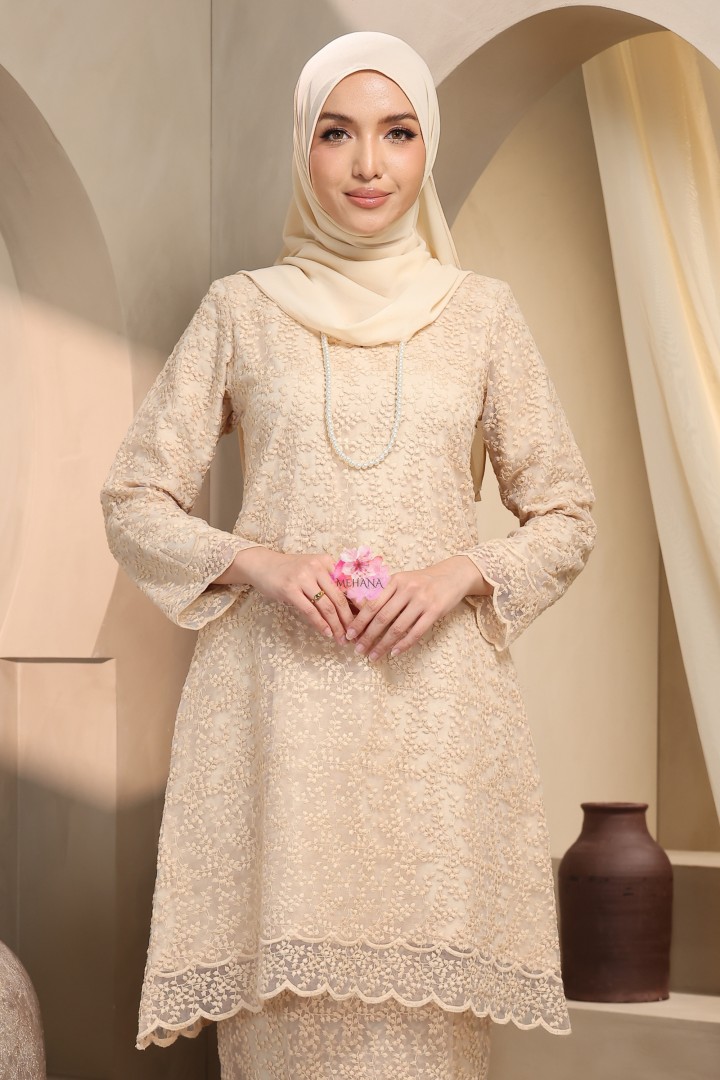 ALANA KURUNG PAHANG NUDE