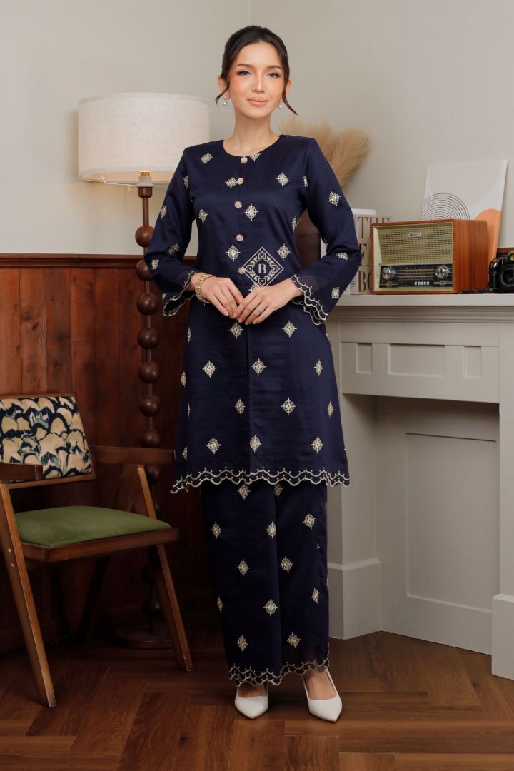 AURELIE NAVY BLUE - Image 4