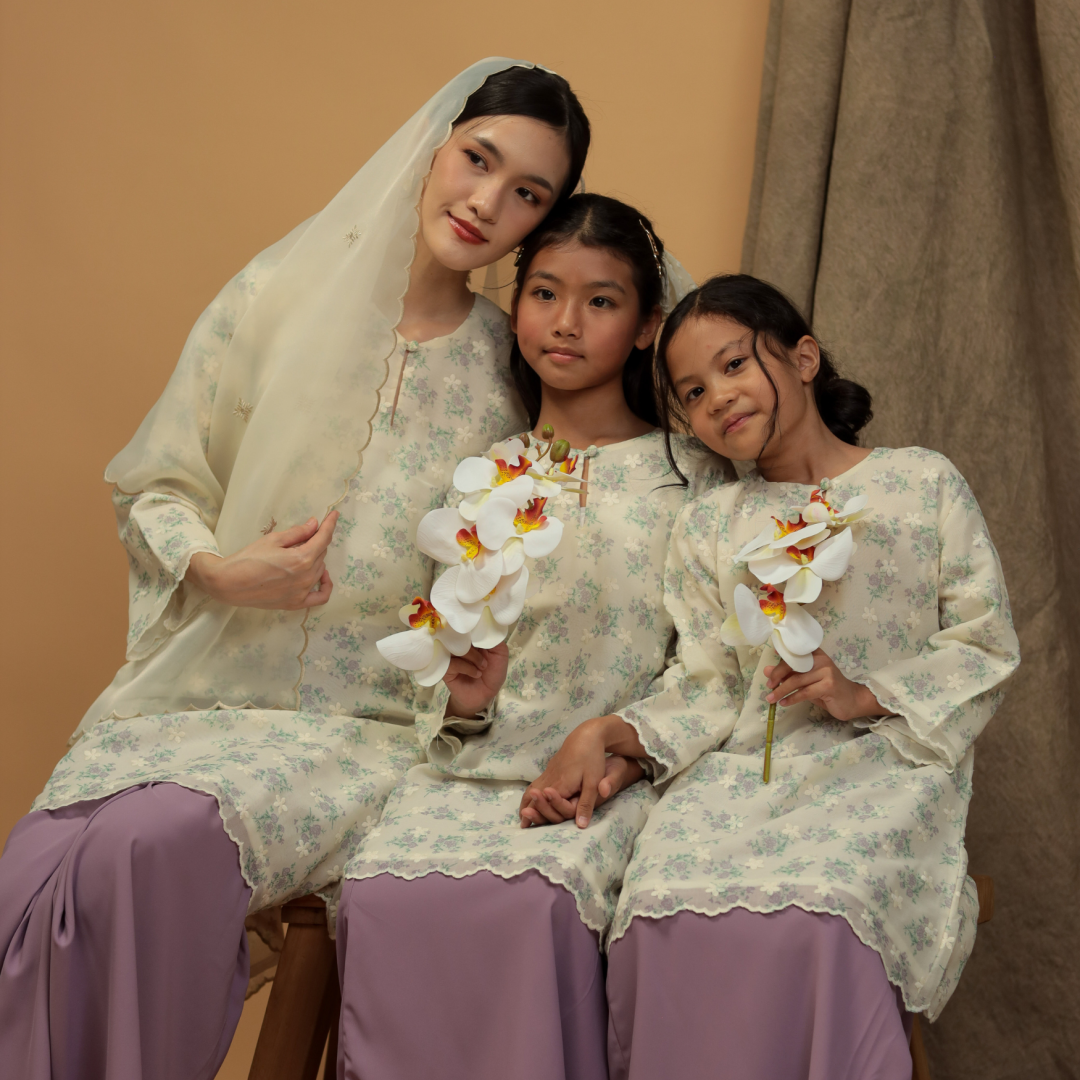 Kurung Senyum Seroja (Purple) - Image 5