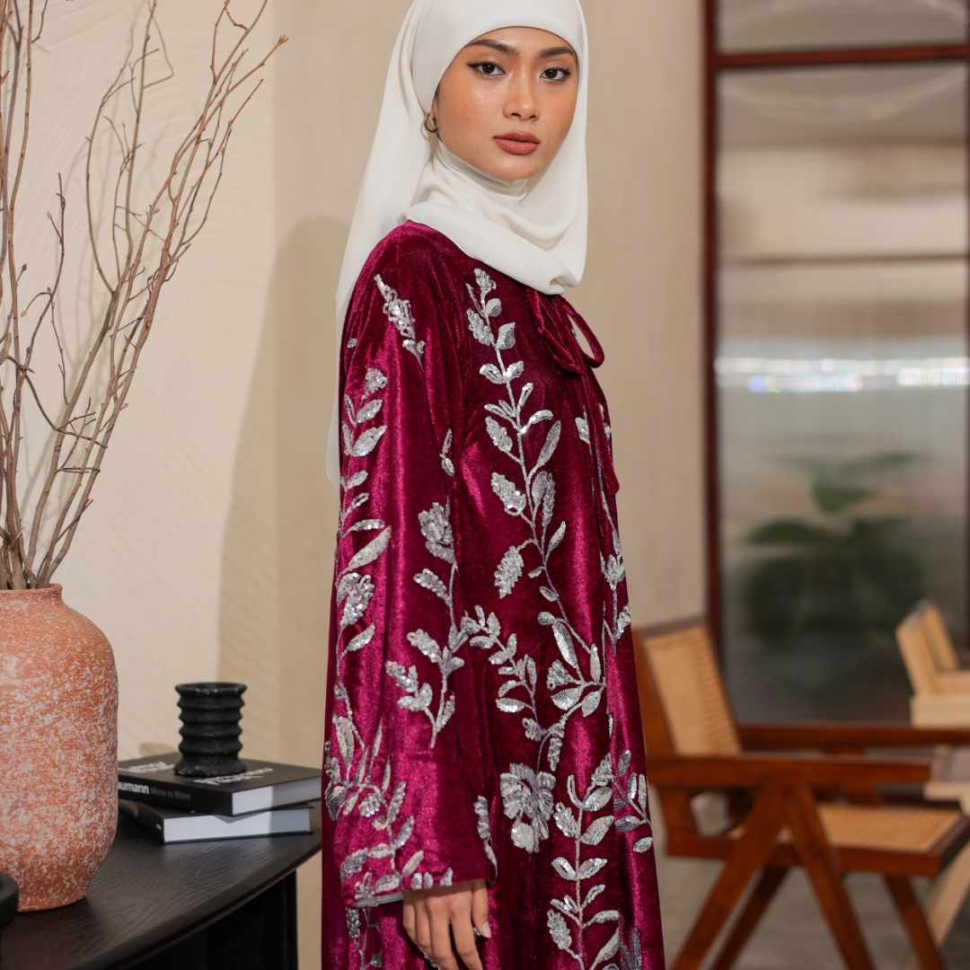 Birai Ratu Velvet Dress (Magenta Rose) - Image 3