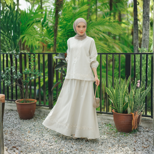 ROSELLE IVORY PEARL