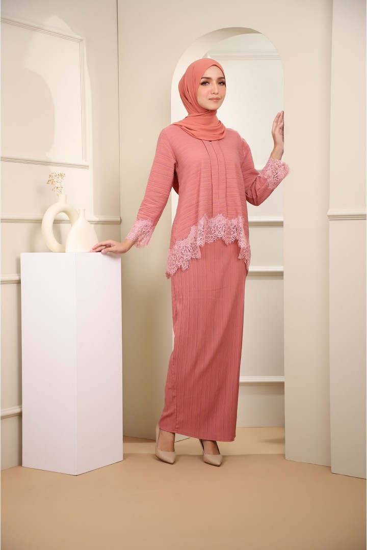 KEBAYA MAYA SALMON - Image 2