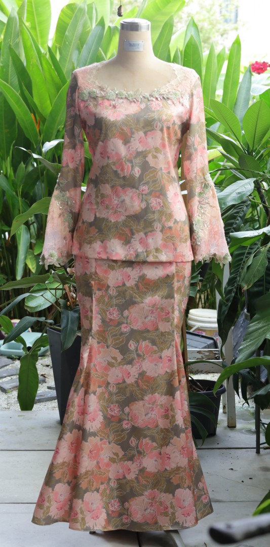 Baju Kurung Modern 1