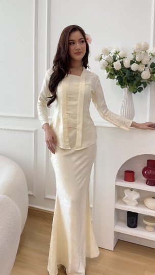 LALISA KEBAYA IN BRIDE CREAM