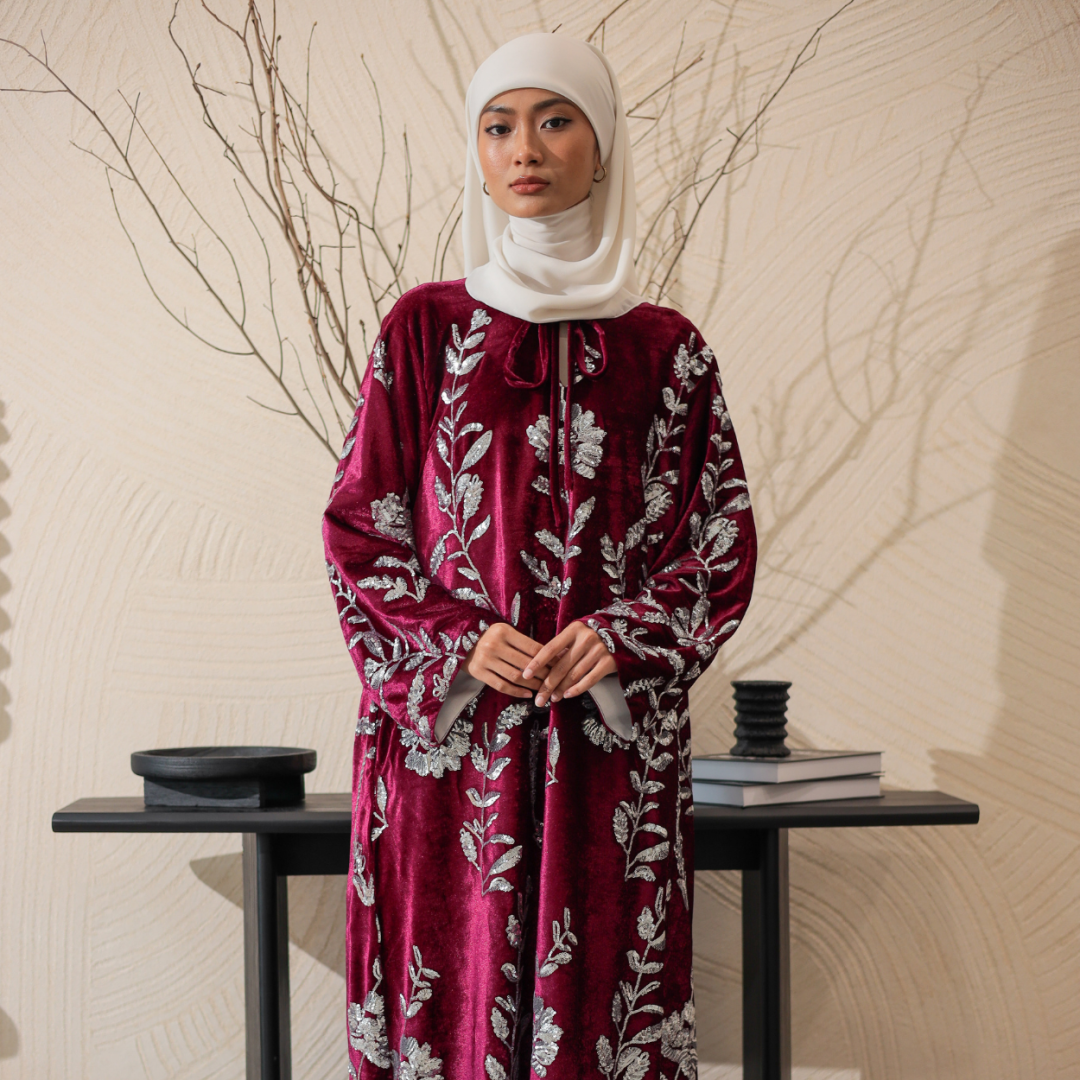 Birai Ratu Velvet Dress (Magenta Rose) - Image 5