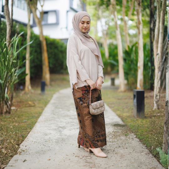 MELUR MOCHA MOTIF STRIPE KAIN 01