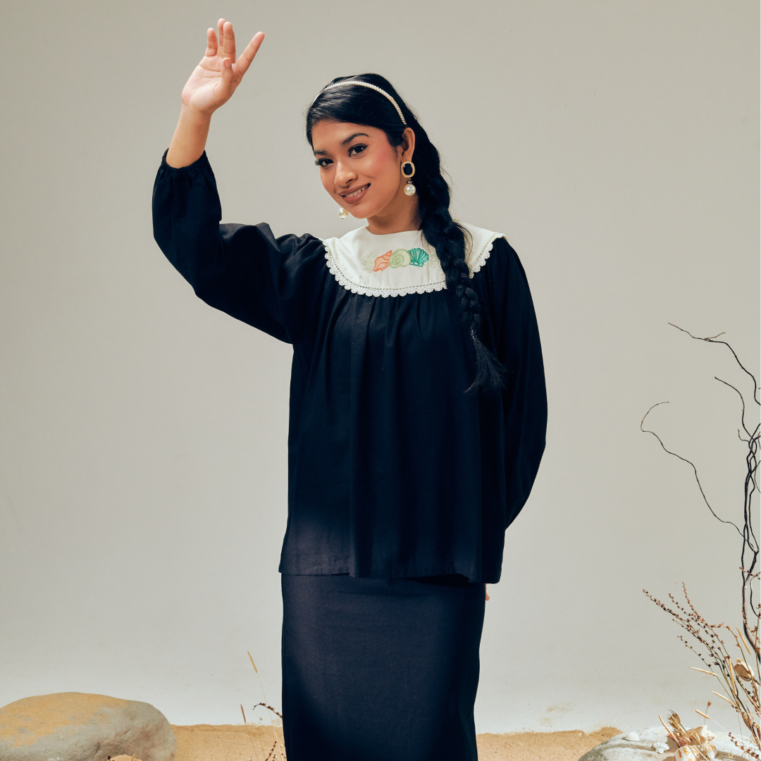 Kurung Pari Pantai (Black) - Image 4