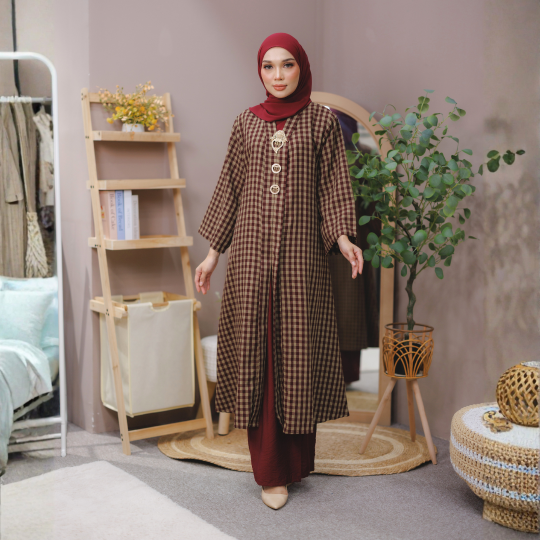 DELIMA MAROON