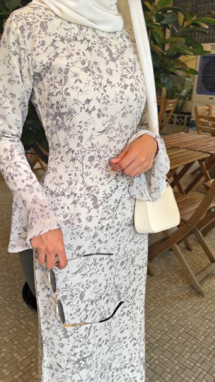 SELENA DRAWSTRING DRESS IN GWEN DOVE
