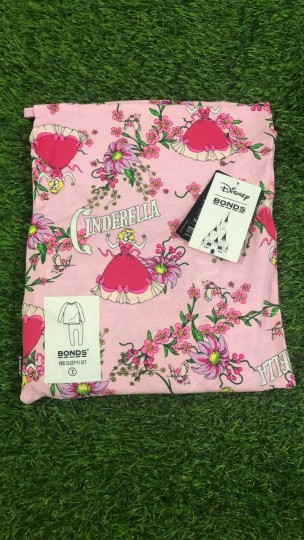 Tee Sleep Set Cinderella Dream’s Pale Pink  (Come with pouch bag)