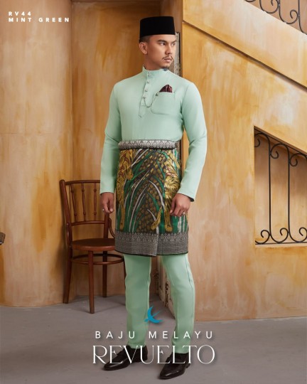 Baju Melayu Revuelto in Mint Green