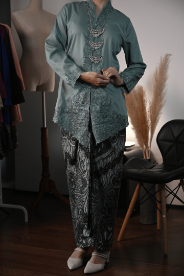 BAJU KEBAYA MAISARAH TURQUIOSE