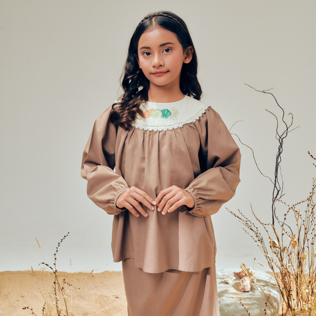 Kurung Pari Pantai (Brown) - Image 3