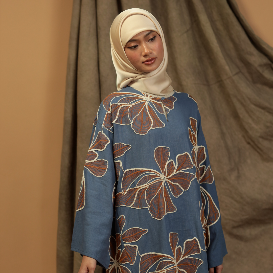 Kurung Rimbun Randia (Blue Denim) - Image 4
