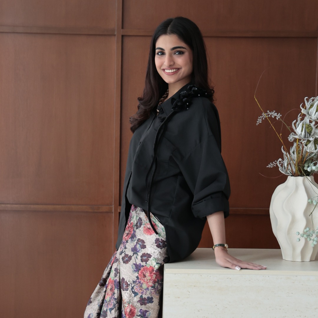 Leela Gold Casual - Image 3