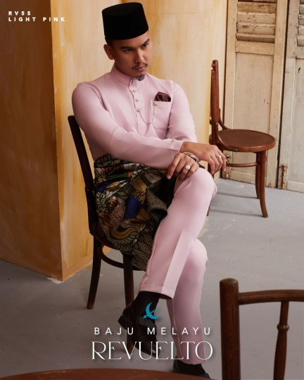 Baju Melayu Revuelto in Light Pink