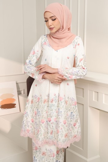 JANNAH KEBAYA PEACH