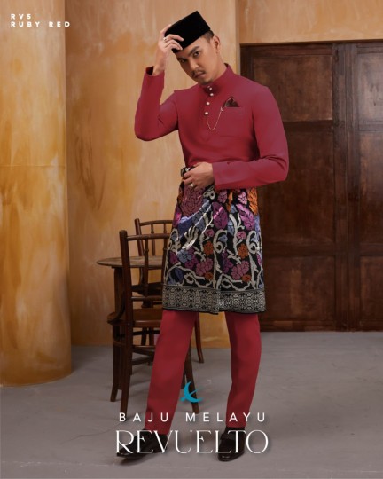 Baju Melayu Revuelto in Ruby Red