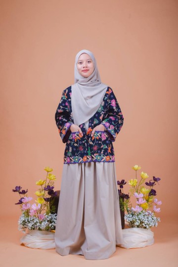 Iris Cardigan (Black)