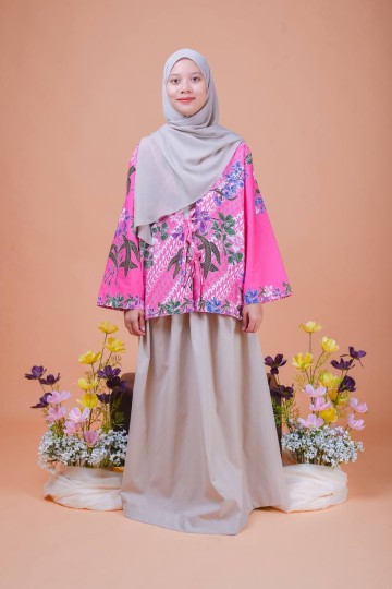 Lily Cardigan (Hot Pink)