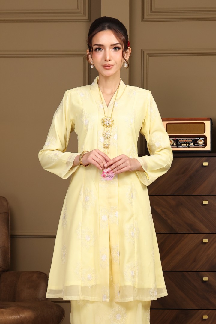 QAYLA KEBARUNG SOFT YELLOW