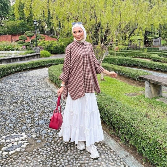 ARDEEN MAROON CHECKED