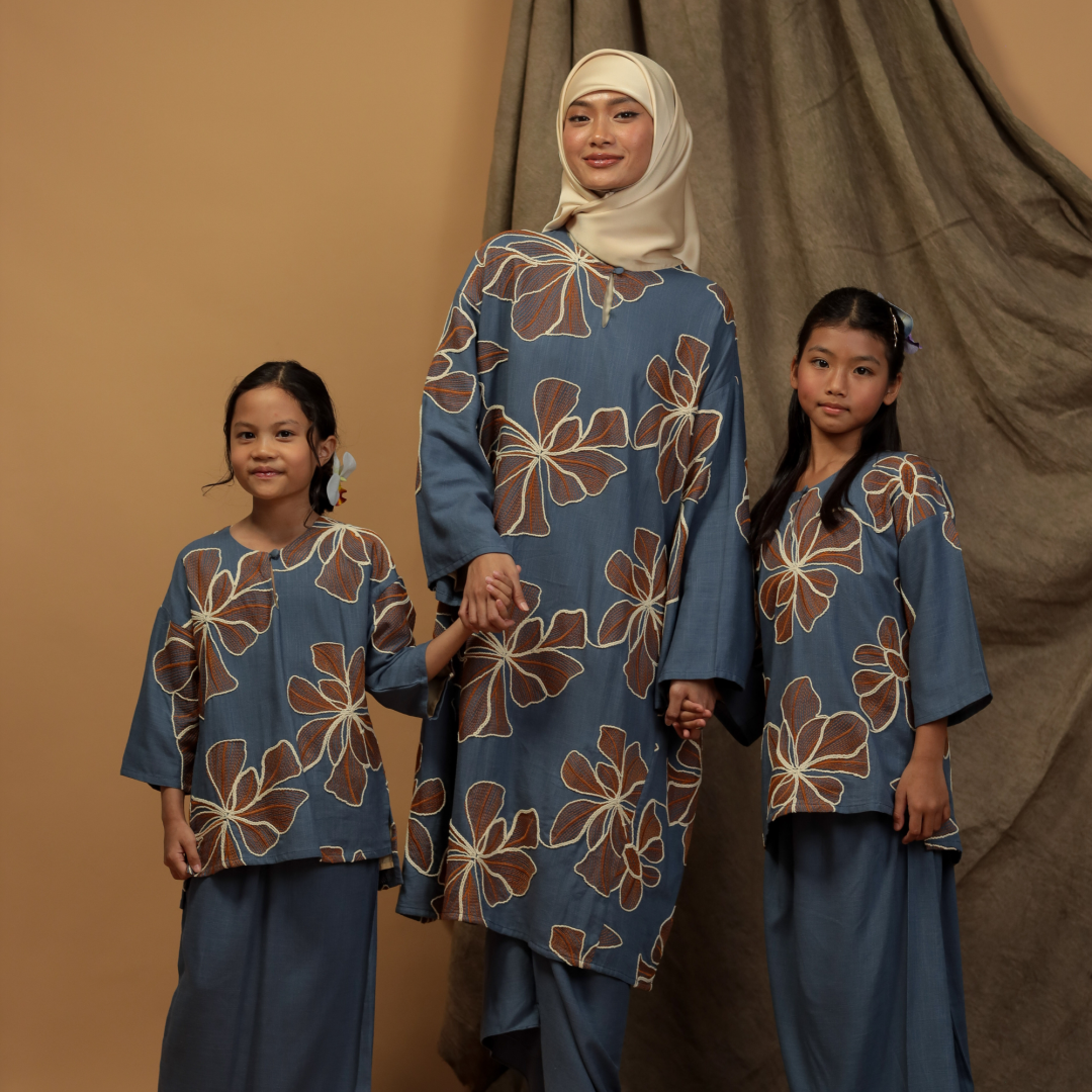 Kurung Rimbun Randia (Blue Denim) - Image 5