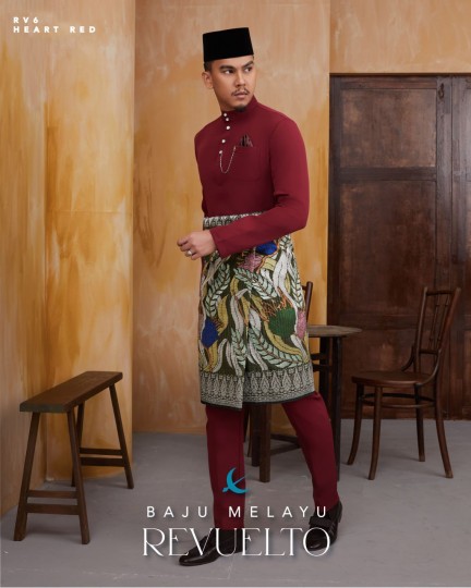 Baju Melayu Revuelto in Heart Red