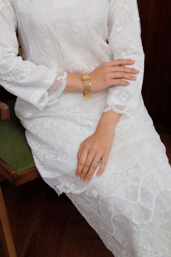 MAYSAA WHITE - Image 2