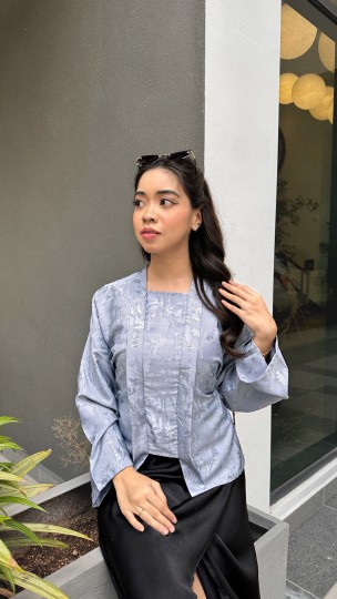 EMMA KEBAYA BLOUSE IN DEAR OCEAN