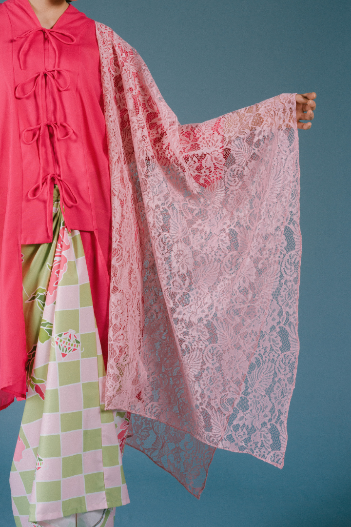 MEMORIA SELENDANG IN LIGHT PINK