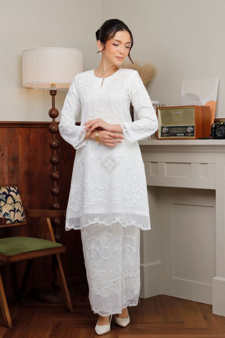 MAYSAA WHITE - Image 3