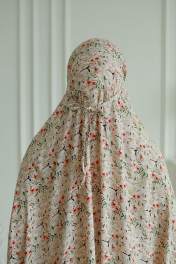 Elle (Restock Soon)