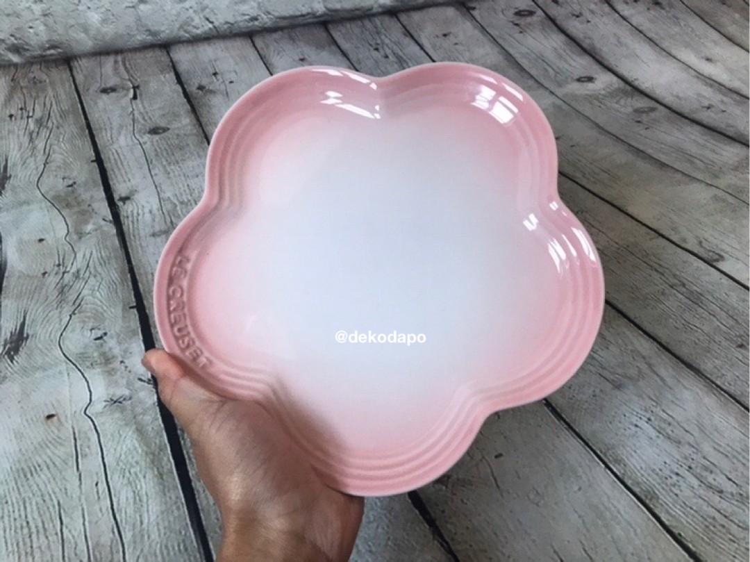 (READYSTOCK) Le Creuset Flower Plate Shell Pink
