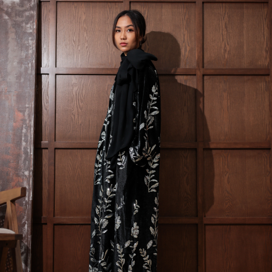 Birai Ratu Velvet Dress (Black)